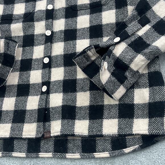 Woolrich S/M Women's Black, Ivory Plaid Shacket Shirt Jacket Wool Blend Button - Picture 6 of 16